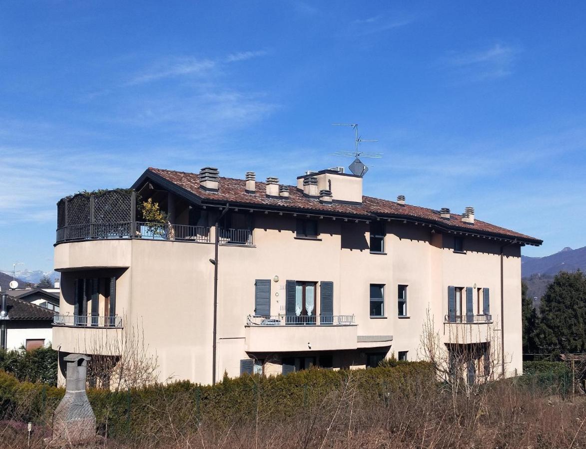 La Casa Del Cuore - Luxury Apartment Olgiate Comasco Eksteriør bilde